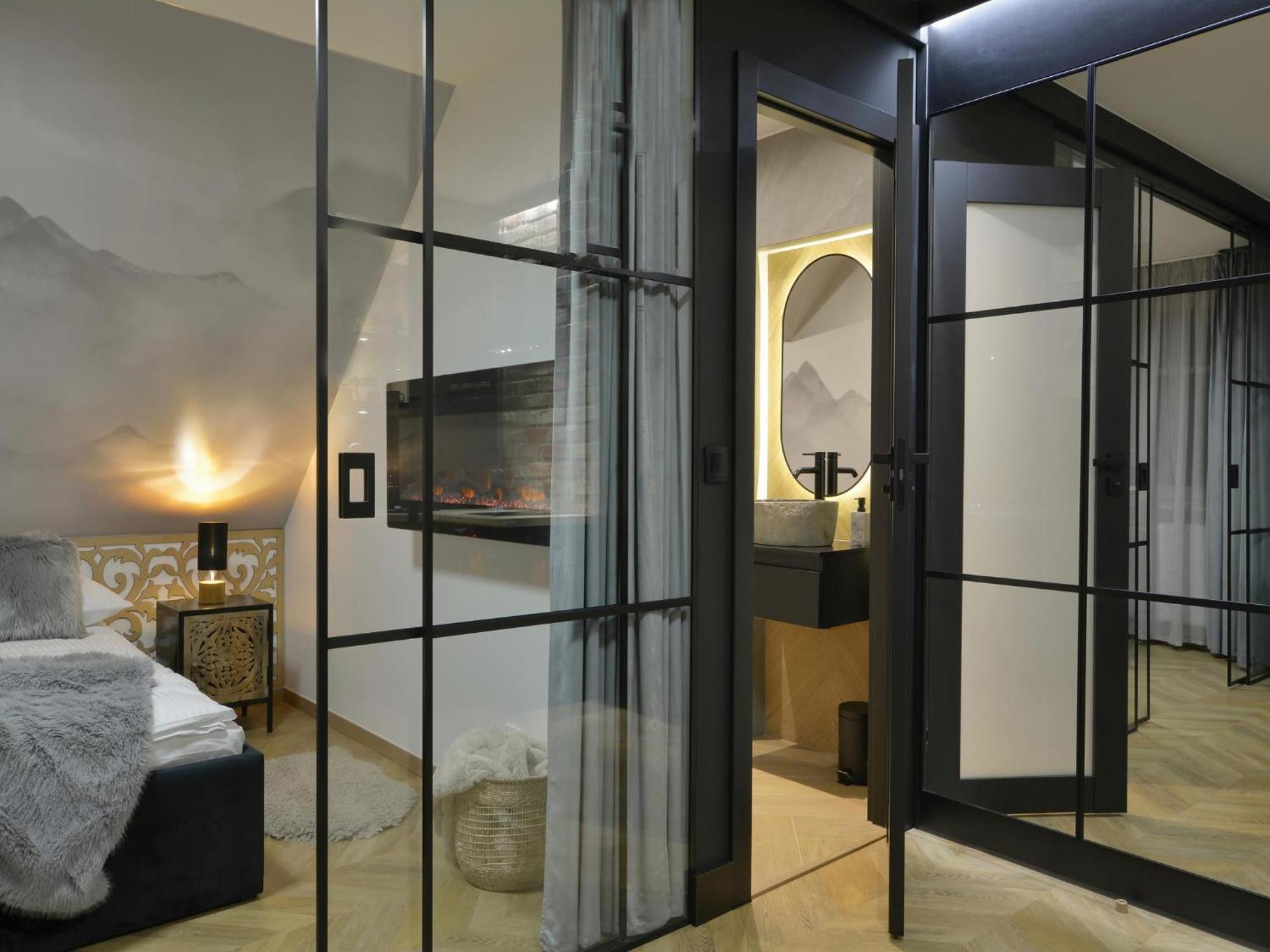 Apartment Centrum 47 *